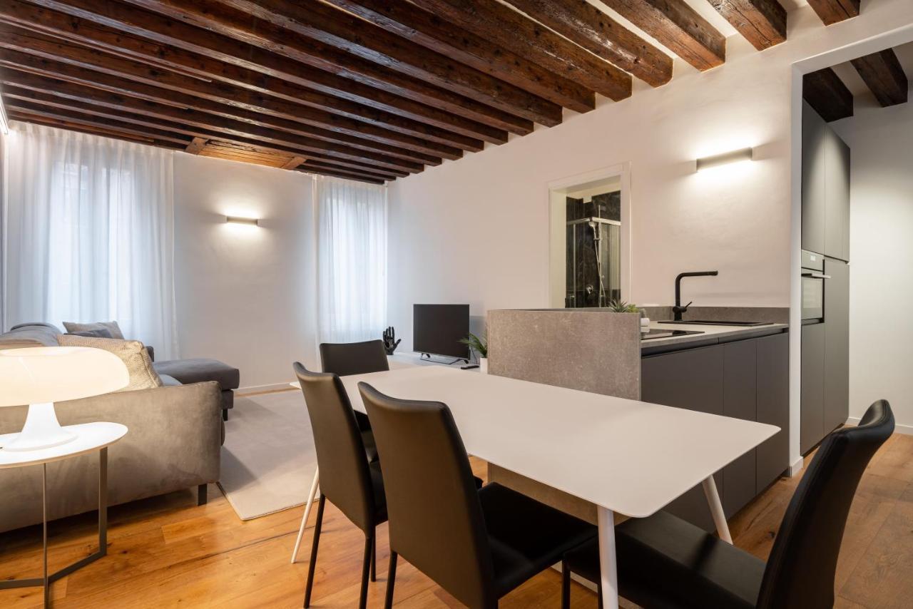 Sant'Angelo Apartment By Wonderful Italy Veneza Exterior foto