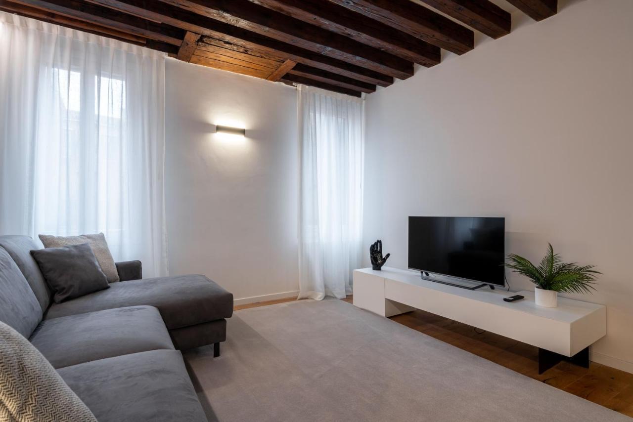 Sant'Angelo Apartment By Wonderful Italy Veneza Exterior foto