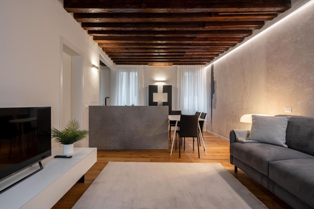 Sant'Angelo Apartment By Wonderful Italy Veneza Exterior foto