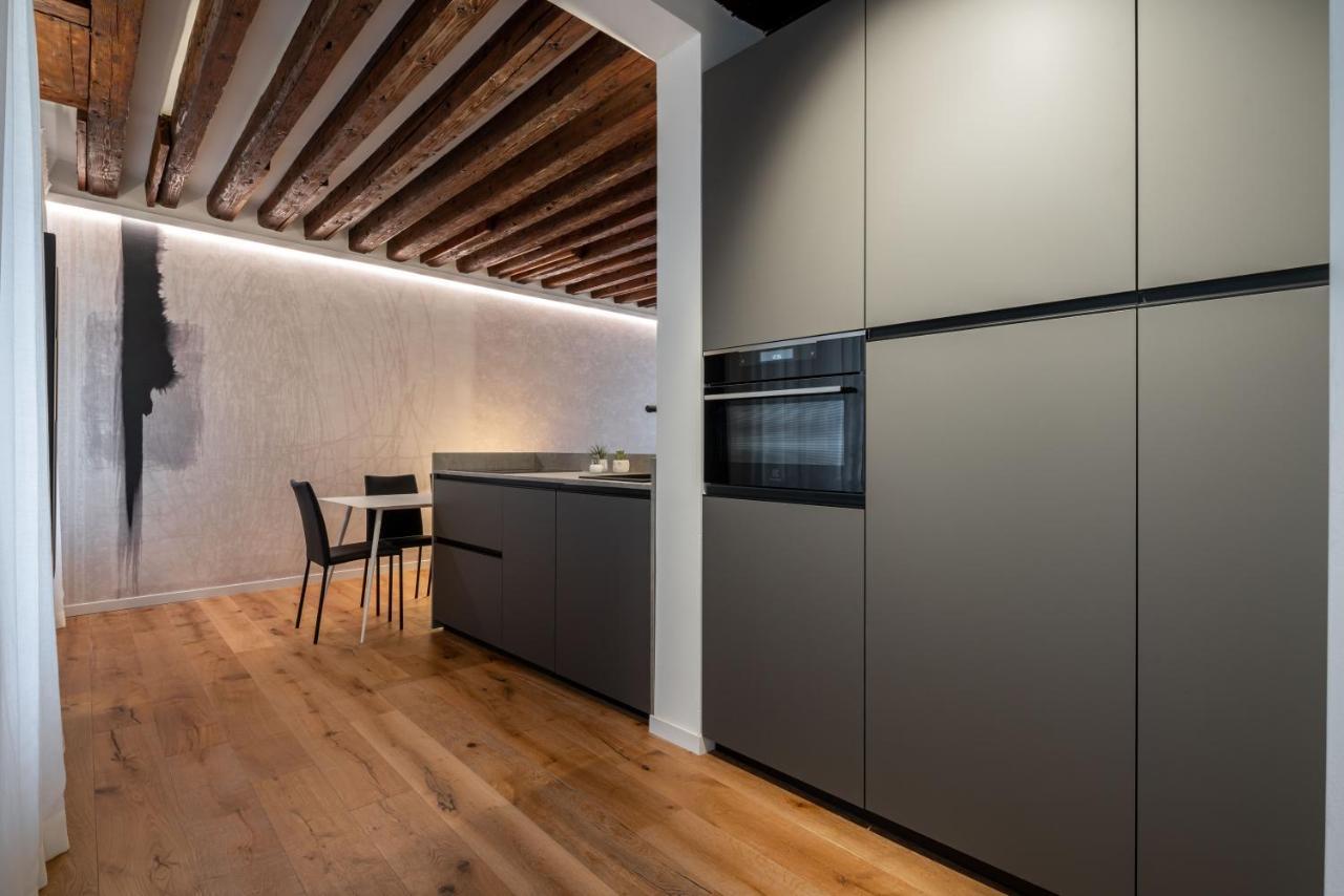 Sant'Angelo Apartment By Wonderful Italy Veneza Exterior foto